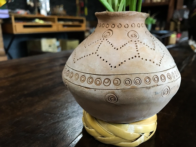 排灣陶壺